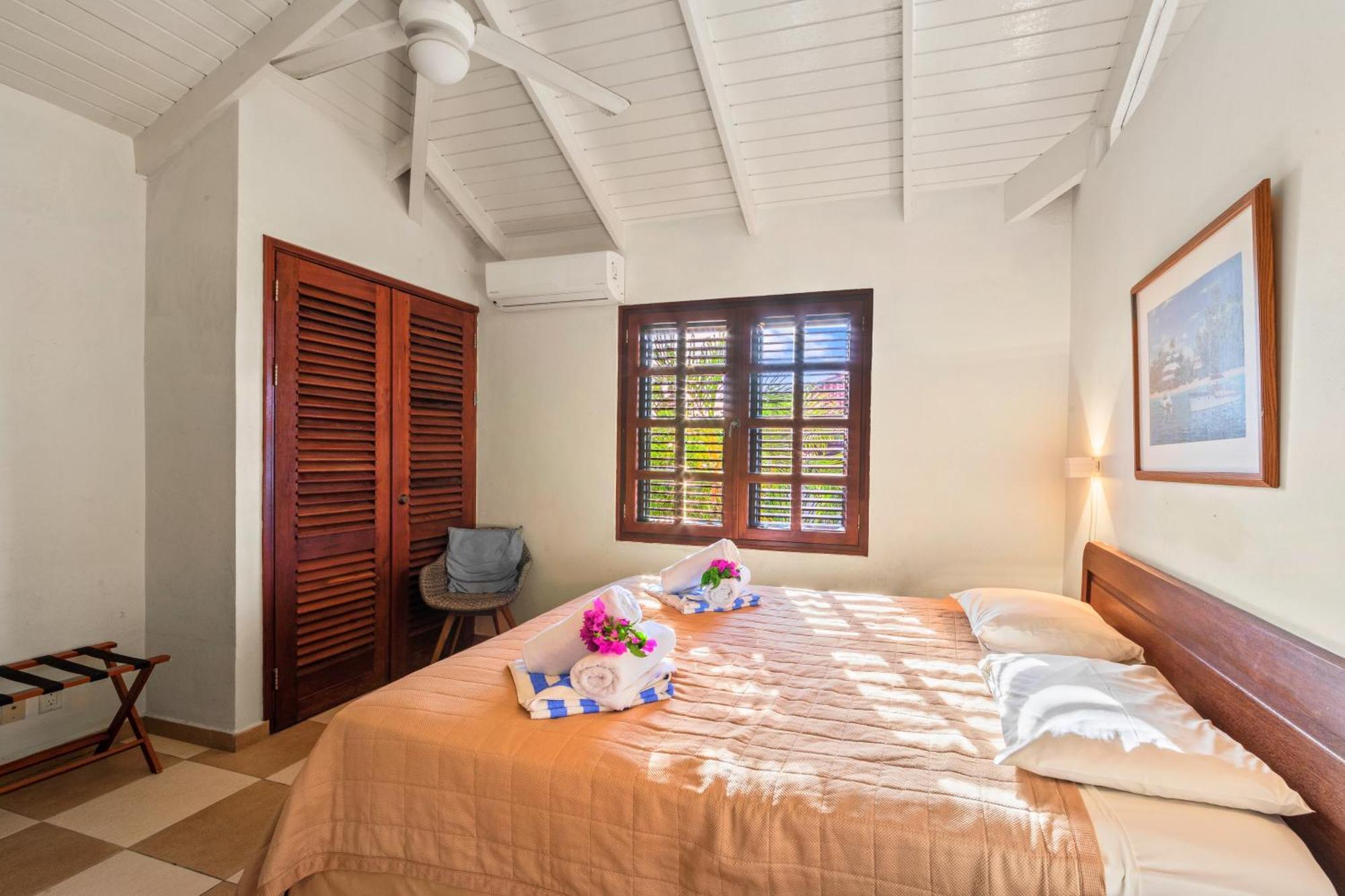 Blue Bay Villa'S Exterior photo