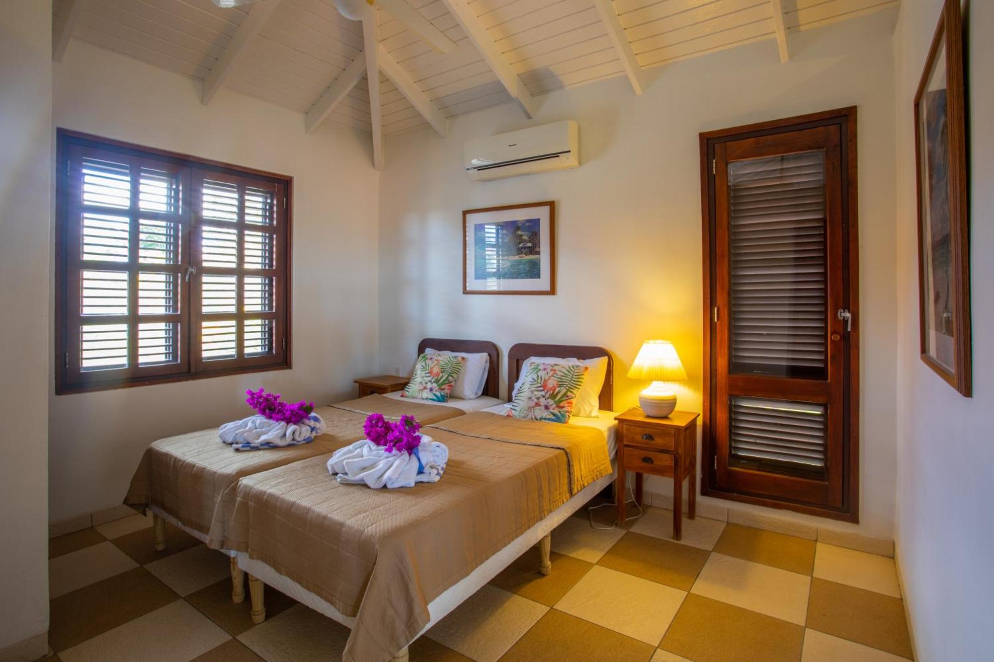 Blue Bay Villa'S Exterior photo